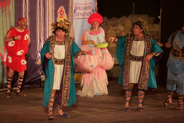 Tres montajes universitarios y de la ESO abren el XIV Festival de Teatro Clásico de La Alcudia-UA