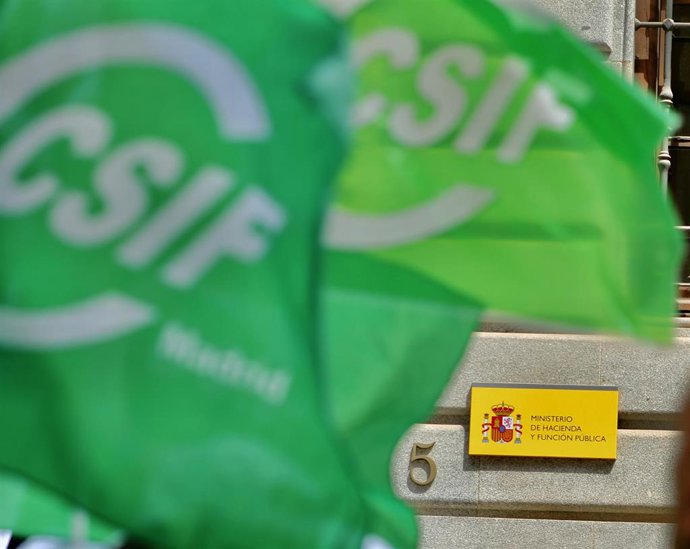 El Gobierno aprueba la jubilación parcial anticipada del personal laboral de Administraciones
