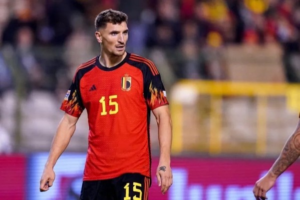 El Valencia CF trabaja en la otra petición de Corberán: Thomas Meunier