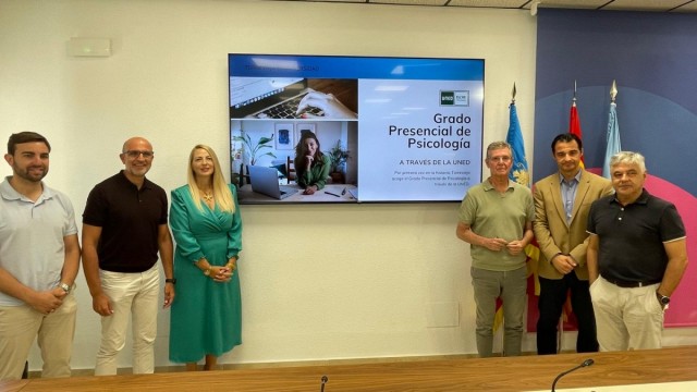  Torrevieja estrenará el primer Grado presencial de Psicología de la UNED y ampliará su oferta universitaria con dos nuevas titulaciones