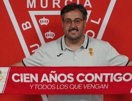 Sergio Campos entrenará al Imperial en Segunda RFEF y Larrosa continuará en la cantera grana