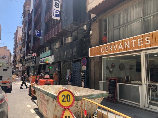 Voltereta ratifica su apuesta por Alicante y retoma la transformación del cine Navas en restaurante 