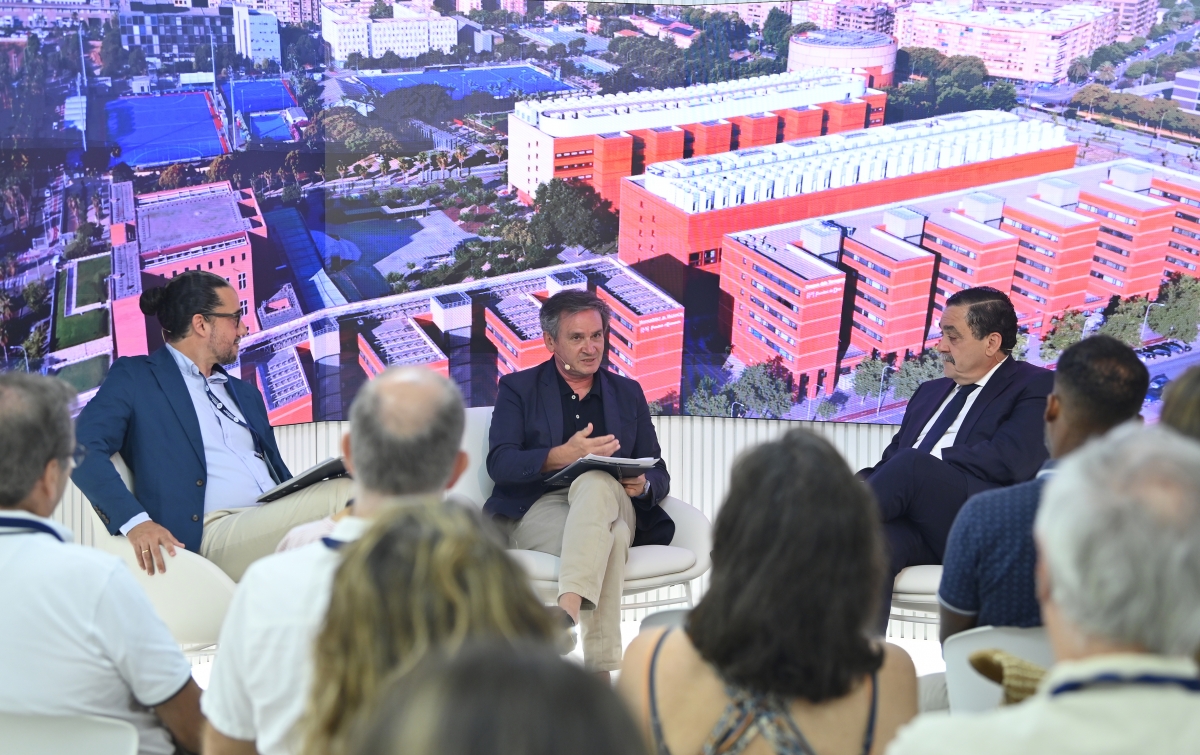 El IV Campus de Profesorado de la Universitat de València de la Cátedra de Cultura Empresarial, en imágenes