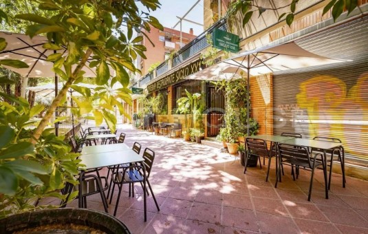 El conocido restaurante 'Siglo XXI' de Murcia busca nuevo dueño por próxima jubilación: se vende por 380.000 euros