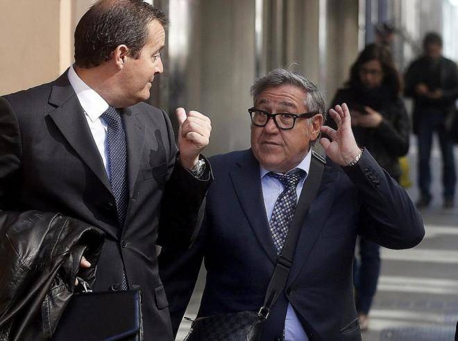 La lista de morosos con Hacienda: el ilicitano Ramón Salvador va reduciendo deuda