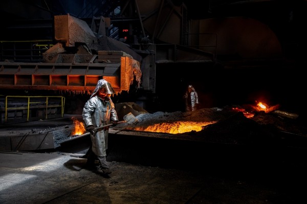 Entran en vigor las medidas de la UE para proteger a la industria del acero