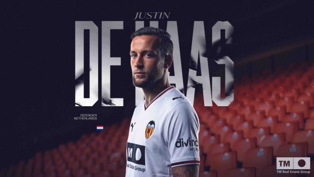 El Valencia CF hace oficial el fichaje de Justin de Haas hasta 2030