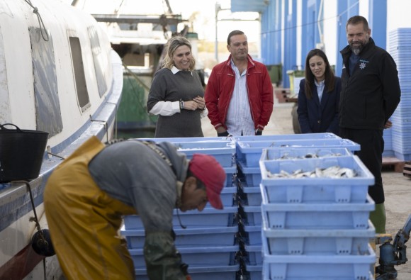 La Diputación activa ayudas por valor de 30.000 euros para las cinco cofradías de pesca de Castellón