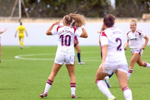 El Alhama, que debutará en casa ante el Levante, incorpora a la extremo manchega Celia Gómez