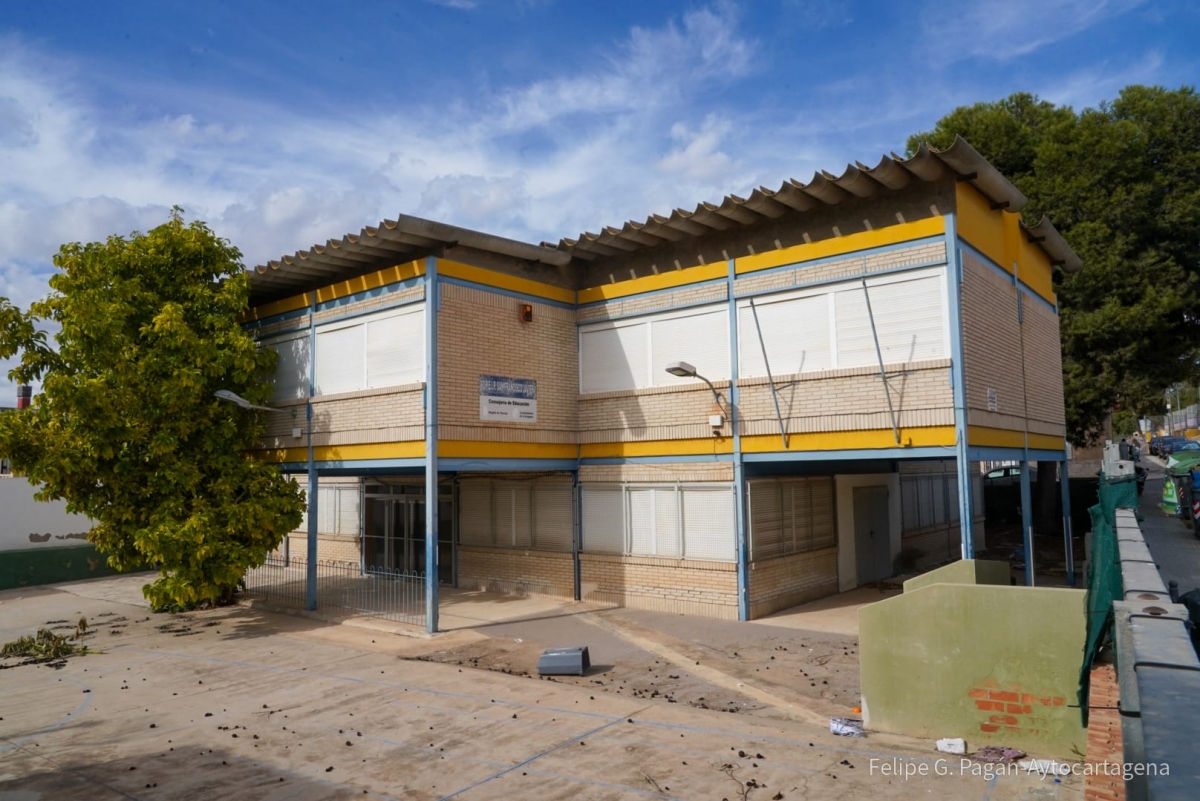 La Región adjudica por 403.000 euros la mejora energética del CEIP Francisco Javier I de Los Barreros