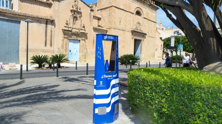 Sant Joan propone espacios climáticos contra las olas de calor: instala ocho fuentes de agua potable