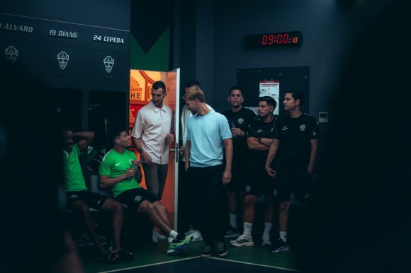 A Schinocca le aprieta la realidad: las valoraciones del mercado del Elche CF le sacan del guion