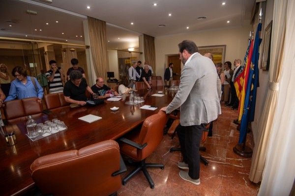 Los vecinos 'ponen deberes' a Transportes por el Parque Central de Alicante: estas son las urgencias