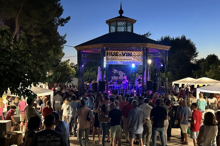 Hue-Vin 2026 vuelve a echarle huevos al verano con su gran evento gastro-enológico