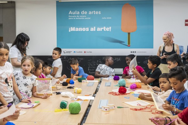Fundación Bancaja y CaixaBank promueven una escuela artística para menores en riesgo de exclusión