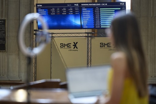 El Ibex 35 pulveriza sus máximos históricos y supera los 19.800 puntos tras subir un 2,2% en la semana