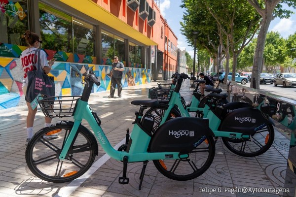 La Vuelta distingue a Cartagena con el sello 'Más Bici 2026' por su apuesta por la movilidad ciclista