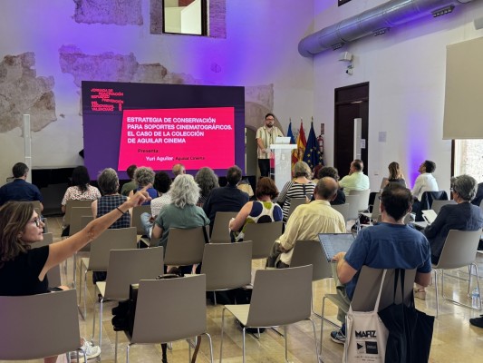 La Acadèmia Valenciana del Audiovisual reflexiona sobre la reactivación del sector tras la Dana