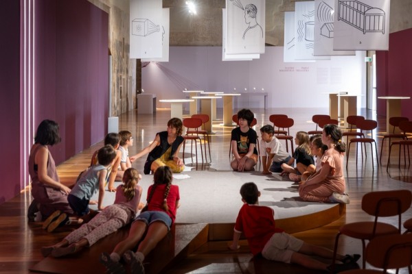 Las escuelas de verano combaten el calor con cultura: 
