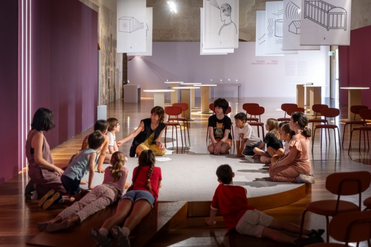 Las escuelas de verano combaten el calor con cultura: 