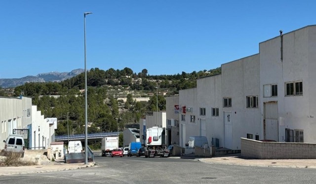 Así cierra semestre la industria de l'Alcoià-el Comtat: un 3,7% menos de paro aunque cae dos puntos la contratación