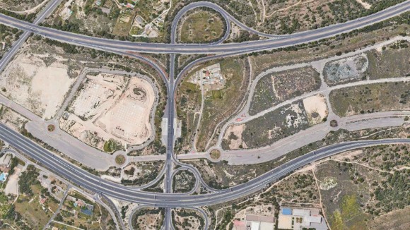 La agrupación urbanística del futuro centro comercial de Benidorm echa a andar sin Cívica 