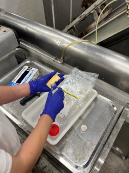 La Comunidad alerta del peligro de la salmonela en carnes y huevos por las altas temperaturas
