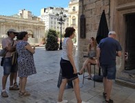 El Fadrí reabre al público en Castelló tras mejorar su accesibilidad con un nuevo pasamanos iluminado