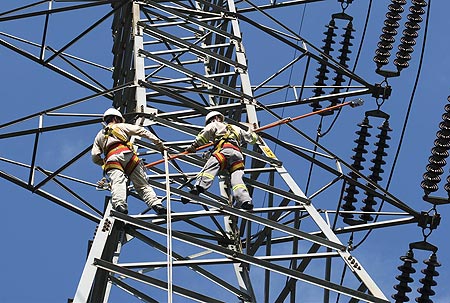Endesa busca rebelarse ante los 'osos'