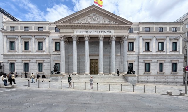 El Congreso prevé invertir casi cinco millones en mejorar la eficiencia energética de su sistema de climatización