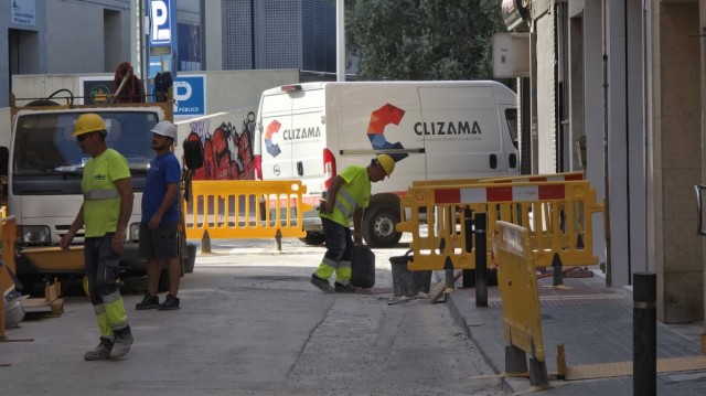Las obras para mejorar la red de abastecimiento en La Flota llegan a su fin tras 112.000 euros de inversión