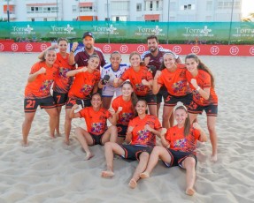 El Playas de San Javier regresa a la élite subiendo a la Primera División femenina en Torrox