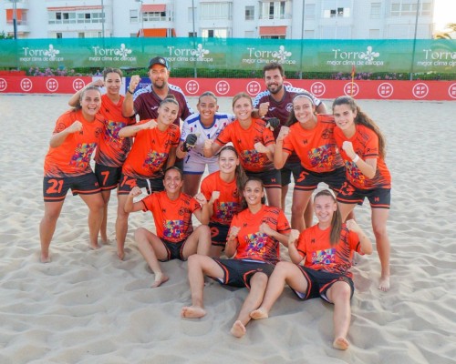 El Playas de San Javier regresa a la élite subiendo a la Primera División femenina en Torrox