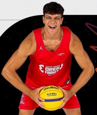 El UCAM CB incorpora al internacional sub-19 Alan García a su filial, que repetirá en la Liga U