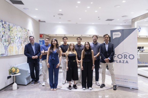Burocracia, bancabilidad y acceso a la vivienda: los grandes retos para el desarrollo del talento joven en la Comunitat