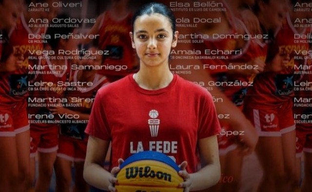 Delia Peñalver, jugadora sub-13 del CB Molina Wolves y de la selección murciana, citada por la FEB