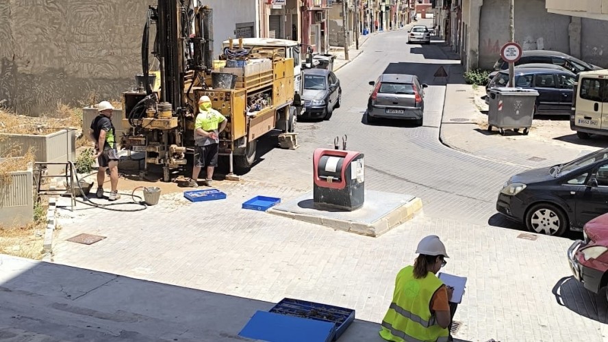 Orihuela monitorizará el subsuelo del casco histórico para prevenir daños en edificios por el descenso del nivel freático