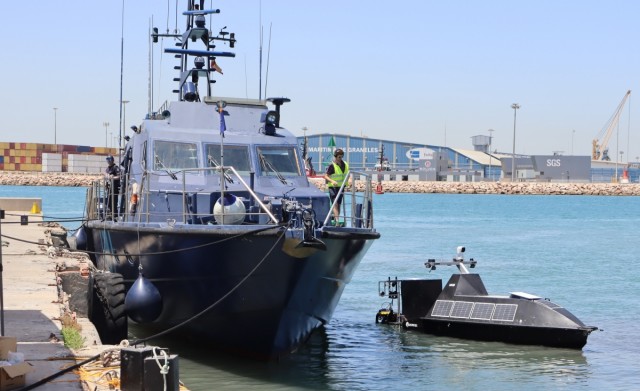 Indra Group integra inteligencia artificial, sensores acústicos y vehículos autónomos para transformar la seguridad en los puertos europeos