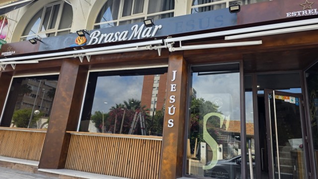 La cervecería 'Jesús' desaparece de la Albufereta y ocupa su lugar la gastronomía armenia y georgiana