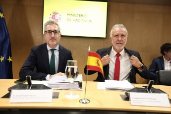 Hacienda ofrece a las CCAA un déficit del 0,1% del PIB y 