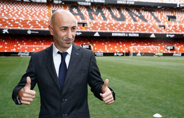 Lim vuelve a jugársela con un técnico inexperto y sin el apoyo del público