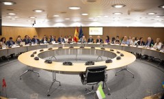 Hacienda ofrece a las CCAA mayor margen de déficit hasta el 0,1% y un aumento de gasto del 4%