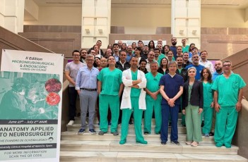 El Clínico de València consolida un curso de referencia internacional en formación neuroquirúrgica avanzada