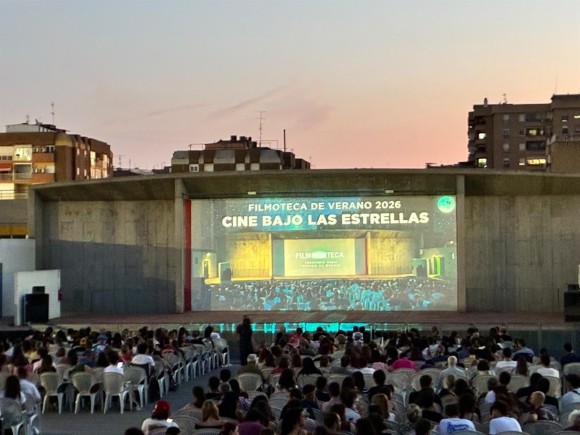 De 'Superman' al cine negro: la Filmoteca rinde homenaje a Robin Williams en el Parque de Fofó