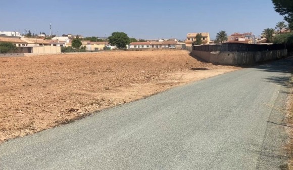 Murcia renueva el pavimento del camino entre Sucina y Los Avileses