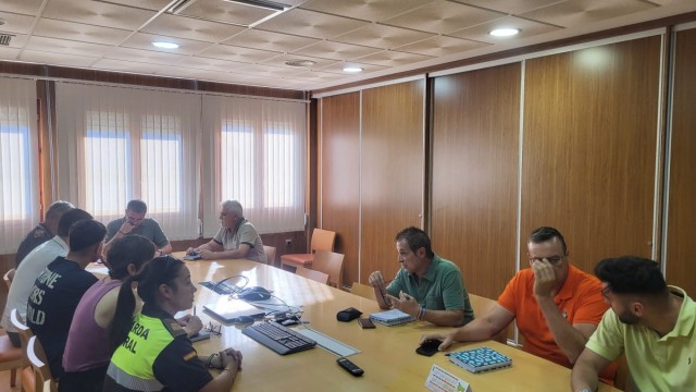 Chiva refuerza las medidas frente a la ola de calor y el riesgo extremo de incendios