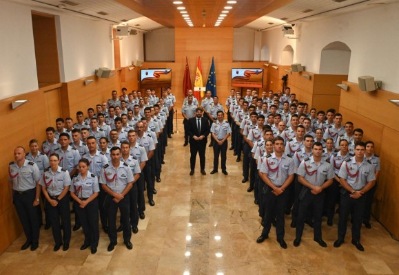 La promoción de la AGA que coincidió con la princesa Leonor se despide: 