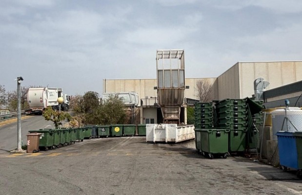 EU propone frenar el 'tasazo' de la basura en San Vicente: modelo por habitante y ayudas al comercio