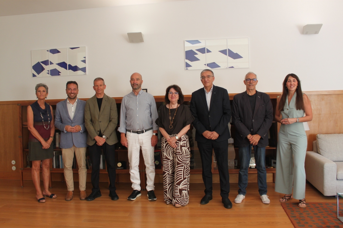 La UA y Secot firman un convenio para asesoramiento y acompañamiento de acciones de emprendimiento.