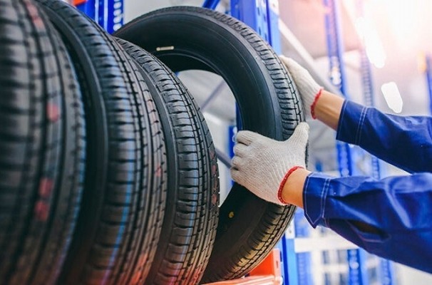 La UE impone aranceles de hasta el 45,3 % a los neumáticos chinos por competencia desleal